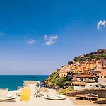 Ξενοδοχείο & Riviera