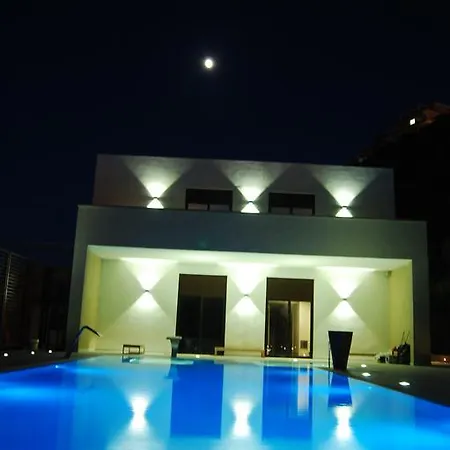 فندق & Riviera كاستيلساردو