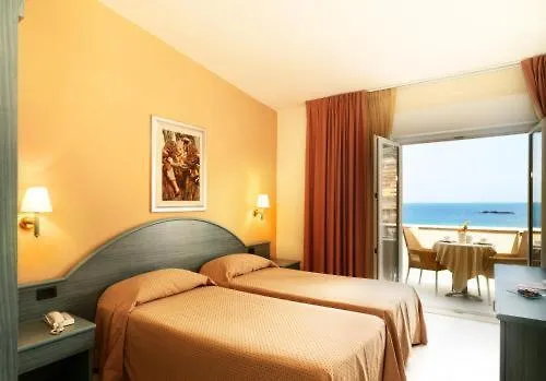 Hotel&spa Riviera 4*